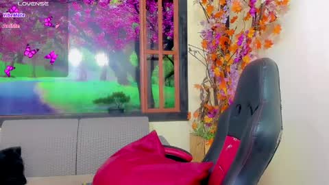 karol Vanessa   online show from March 24, 4:35 pm