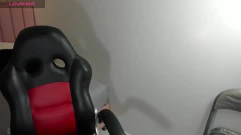 karolagrey online show from July 27, 12:57 pm
