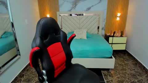 Karol and Luna online show from March 7, 7:58 pm