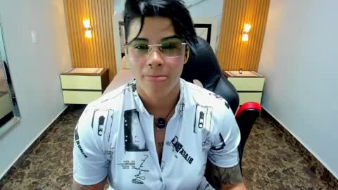 Karol and Luna online show from April 1, 7:22 pm