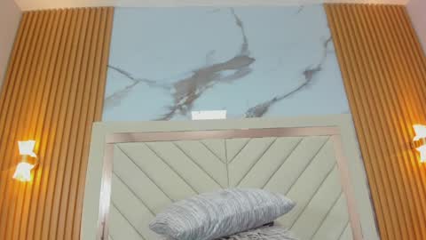 Karol and Luna online show from April 22, 7:21 pm