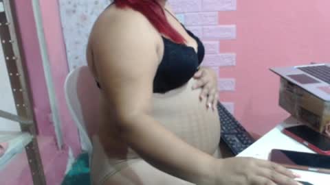 karolbb21 online show from March 28, 11:55 am