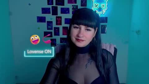 Caroline online show from April 18, 6:04 am