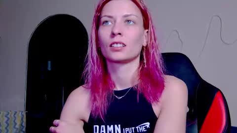 karoline121 online show from November 15, 6:42 pm