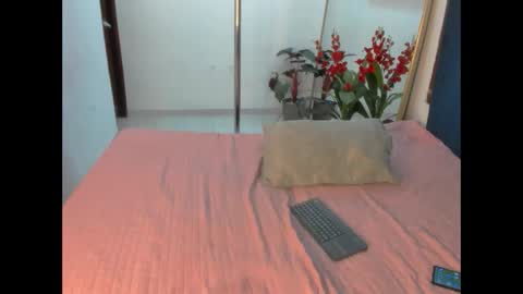 karooz_viirgin online show from November 23, 6:50 pm