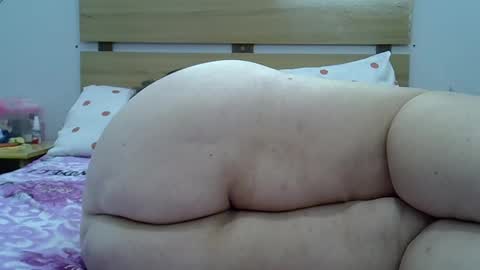 Snapshot of kasal30br chatting on December 12, 12:59 am Bianca online show from December 12, 12:59 am