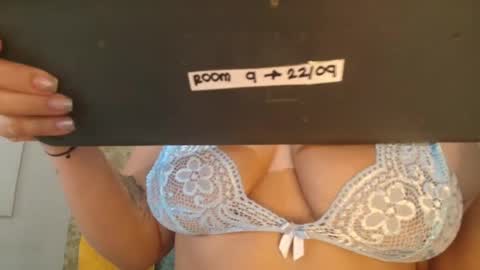 Kat online show from October 12, 4:43 pm