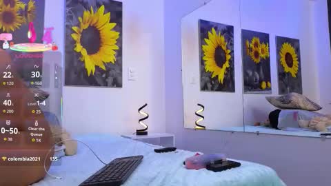 Katalina online show from October 14, 3:37 pm