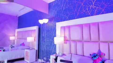 Kiara  online show from April 11, 11:36 am