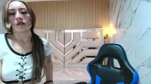 Katalina  online show from April 24, 8:33 pm