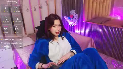 katana_tay online show from December 19, 12:33 pm