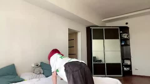 kate_mikki online show from April 13, 3:22 am