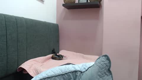 Kari online show from October 17, 1:48 pm