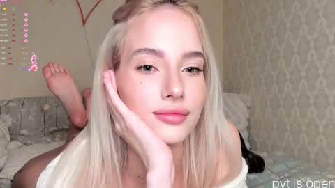    online show from December 15, 9:44 pm