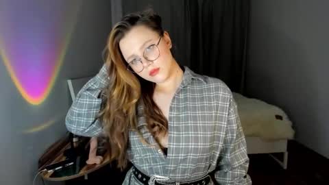 KATE online show from February 14, 4:21 pm