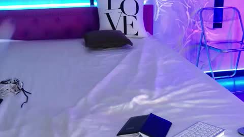 KateVstar online show from May 7, 9:54 pm