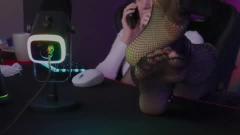 kathleen_frost online show from December 19, 6:23 am