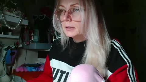 Kathleen online show from May 22, 10:16 pm