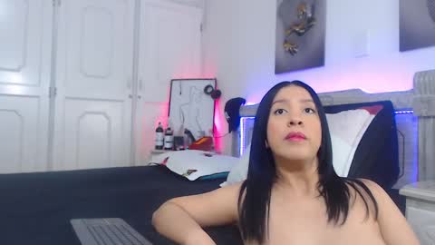 Katiuska online show from February 15, 7:27 am