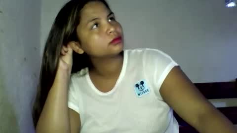 katibeauty00 online show from March 26, 7:13 am