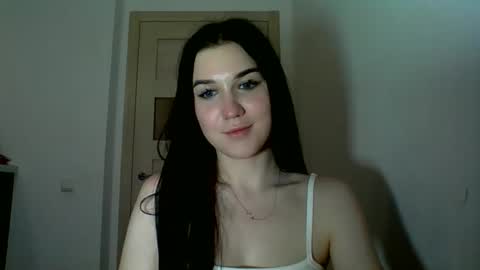 katie_foxi online show from May 20, 8:04 pm
