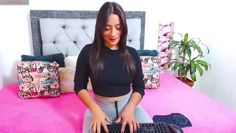 Follow Instagram katikloving online show from January 6, 9:35 am