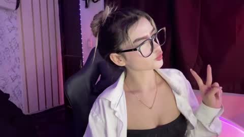 Katleen. online show from March 17, 9:36 am