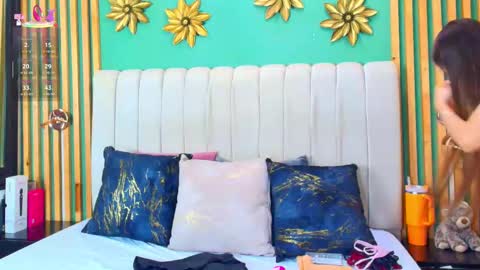 Snapshot of katlyn_martins chatting on March 1, 6:32 pm K A T L Y N online show from March 1, 6:32 pm