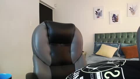 Katnia and Marcuz online show from January 28, 4:52 pm