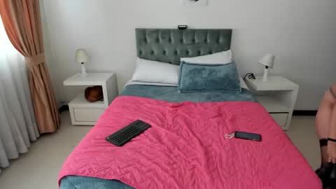 Katnia and Marcuz online show from March 8, 6:16 pm