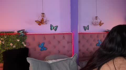 .... Katniss .... online show from March 11, 9:26 pm