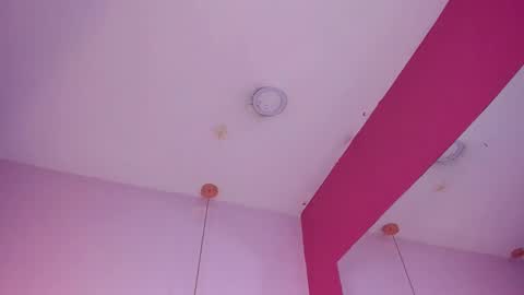 .... Katniss .... online show from February 17, 3:22 pm