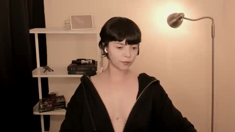 katsuro online show from October 13, 8:55 pm