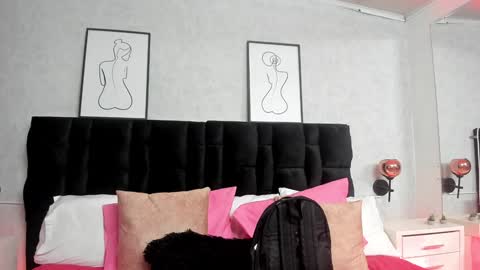 katti_barrera online show from January 21, 9:13 am