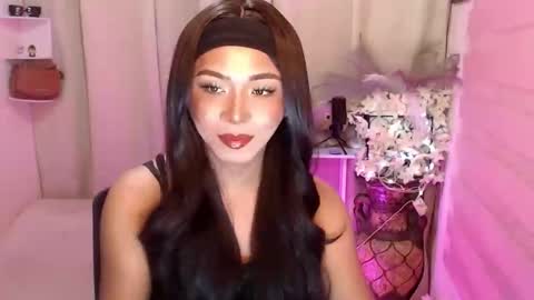 Saisy online show from December 5, 8:28 pm