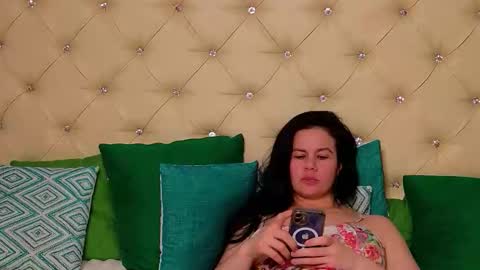 KattieSims online show from May 15, 6:26 pm