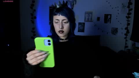 kattx   independent model online show from December 2, 5:48 am