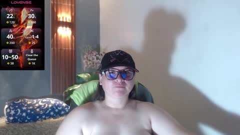 Snapshot of katty_findom_ chatting on September 30, 1:10 pm katty online show from September 30, 1:10 pm