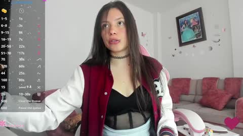 Snapshot of katty_snow chatting on December 7, 5:59 pm Katty  online show from December 7, 5:59 pm