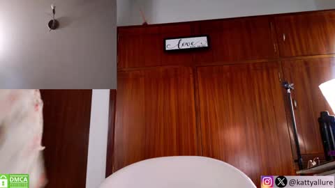 Katty online show from January 28, 6:39 pm