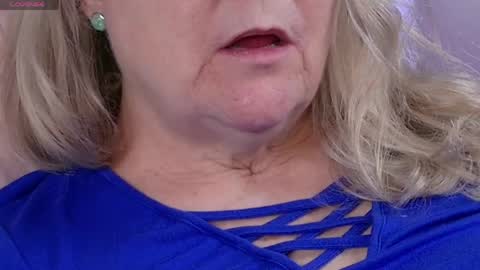katy_nicole online show from April 28, 10:36 pm