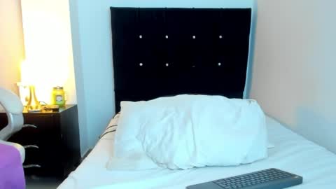 KATYAJHONSS online show from April 17, 12:57 am