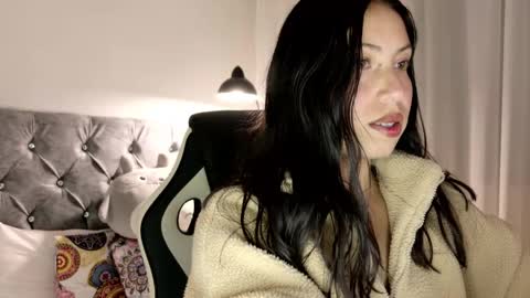 KATY online show from February 24, 1:52 am