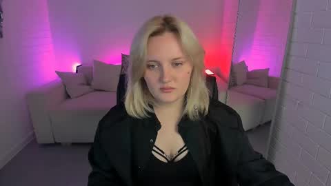 Katy online show from April 19, 5:19 am