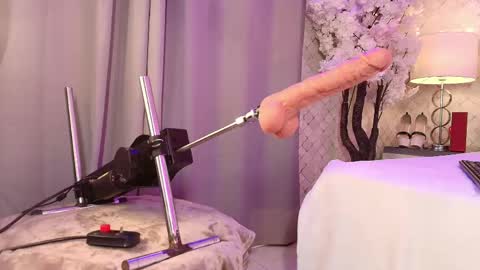 katyjackson online show from May 8, 5:40 pm