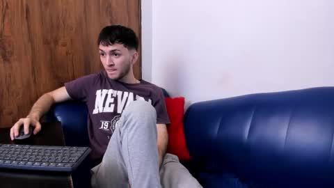 kavencastro online show from May 28, 2:20 am