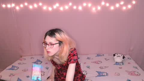 Tiffany online show from April 10, 4:01 pm