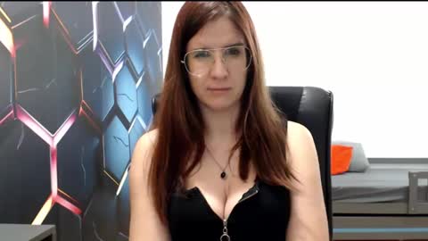 Snapshot of kayalips chatting on February 23, 12:41 am KayaLips online show from February 23, 12:41 am