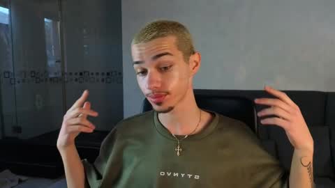 KaydenDrew online show from April 6, 4:32 am