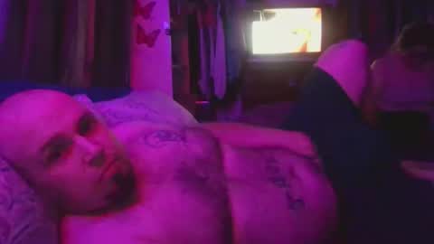 M and K online show from April 3, 5:47 am